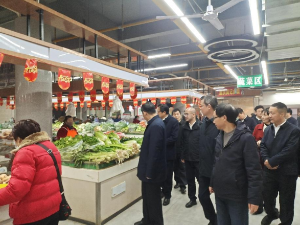 1736395368898569.png 市委書(shū)記胡亞波帶隊(duì)至市場(chǎng)運(yùn)營(yíng)公司所屬象山市場(chǎng)開(kāi)展安全生產(chǎn)和物資保供檢查活動(dòng)(2)98.png